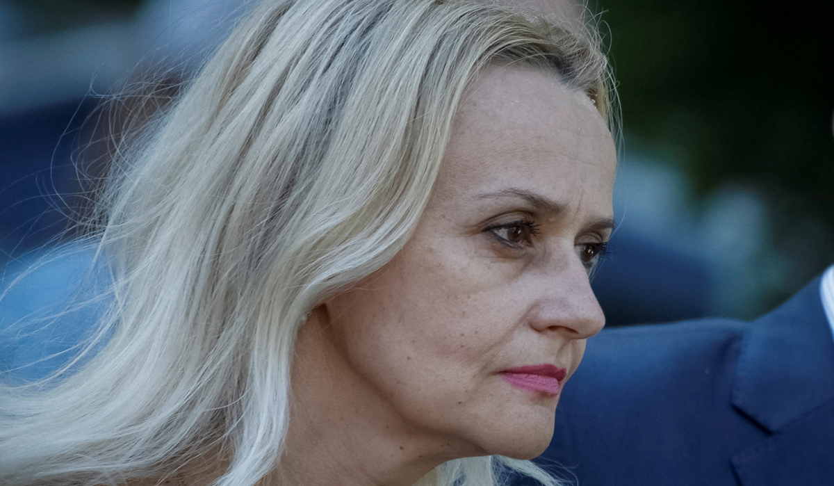 Ukraine linguist shot dead