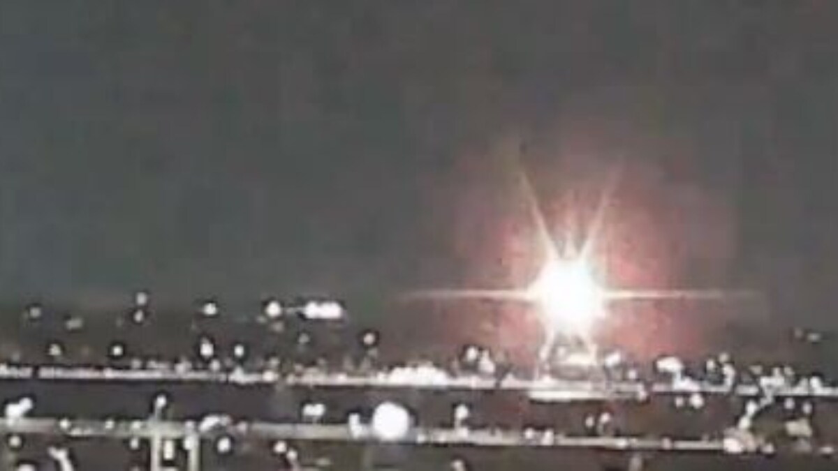 Screengrab from the video of the crash | X 