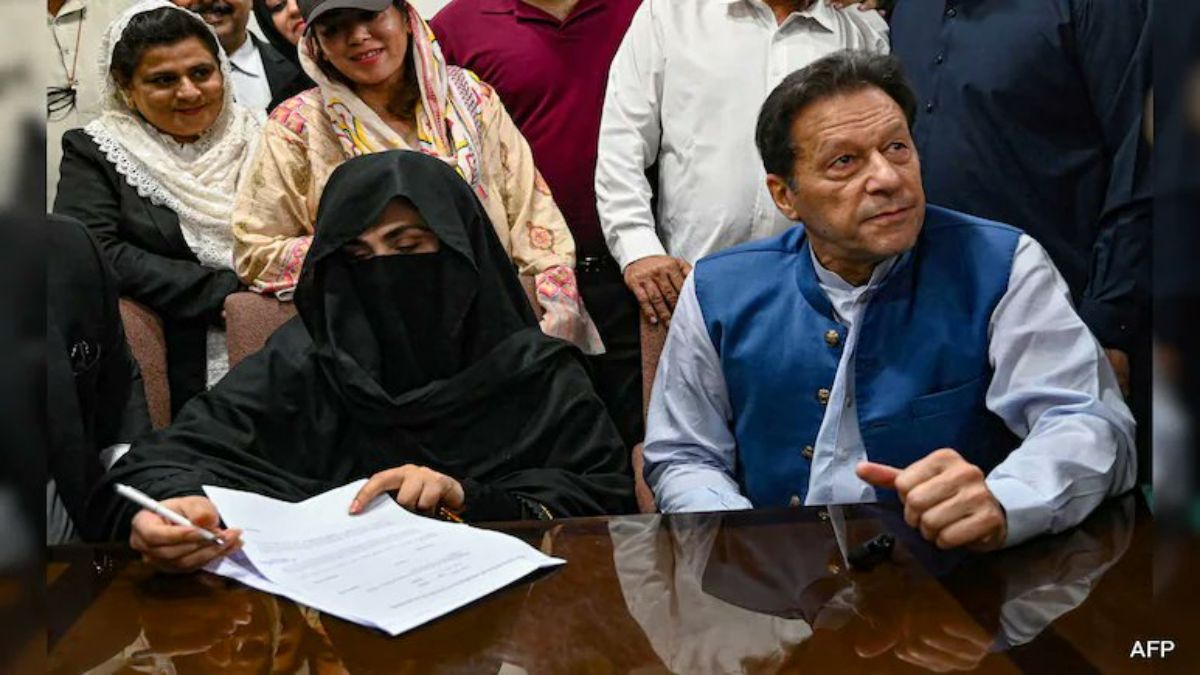 bushra-bibi-imran-khan - 1