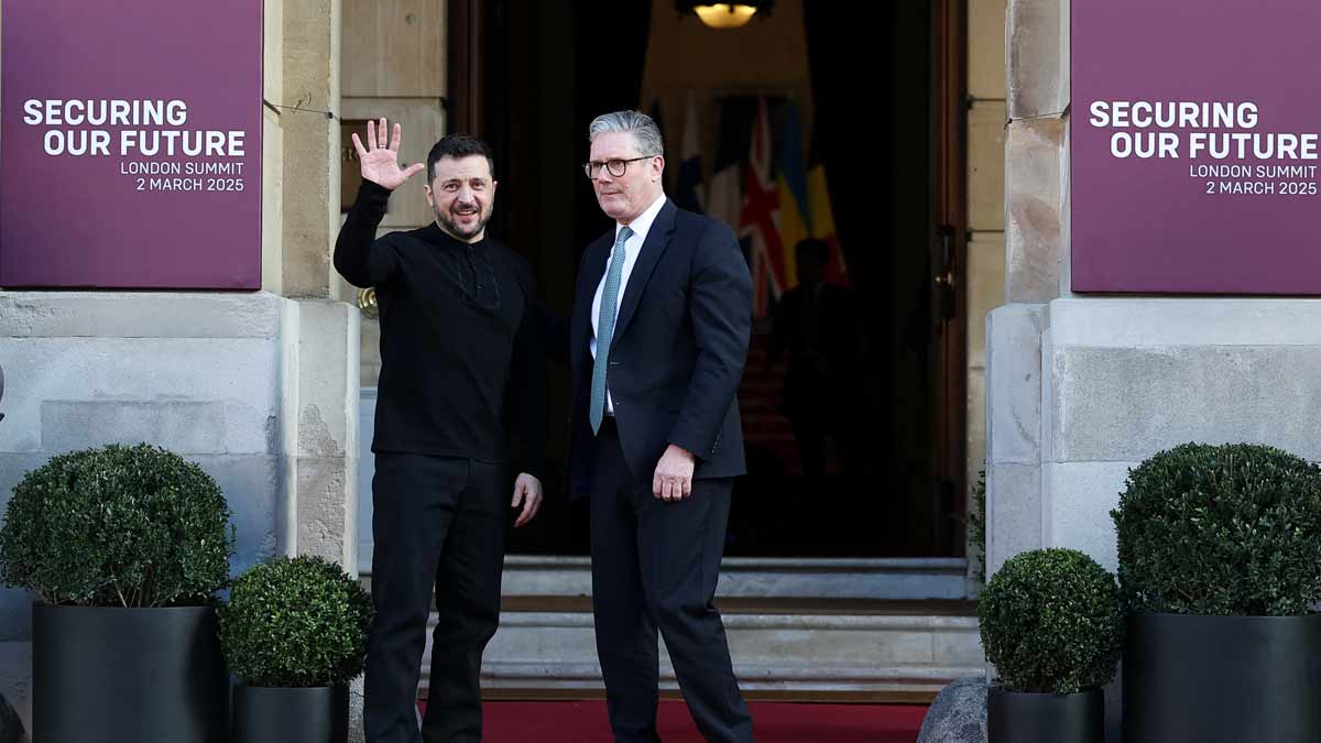 zelenskyy-uk-pm-starmer-reuters