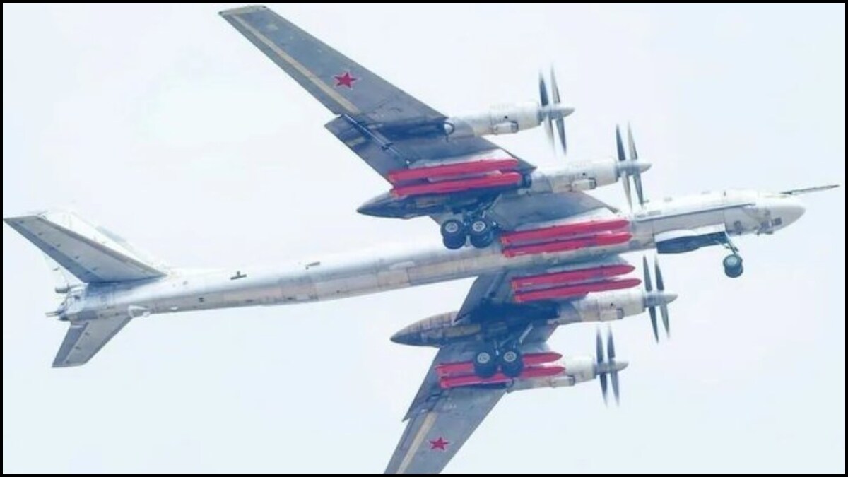 Russian Tupolev Tu-95MS strategic bomber aircraft were hit by Kyiv's drones | X