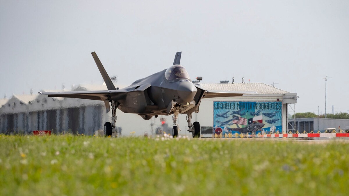 US-fighter-jet-jpeg