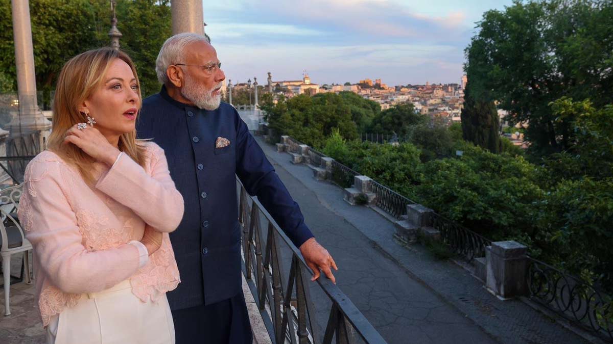 Narendra Modi and Giorgia Meloni during their visit to the Colosseum | X/narendramodi