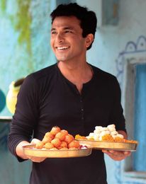 Vikas Khanna