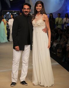 Wendell Rodricks and Deepika Padukone at an India Fashion Week.