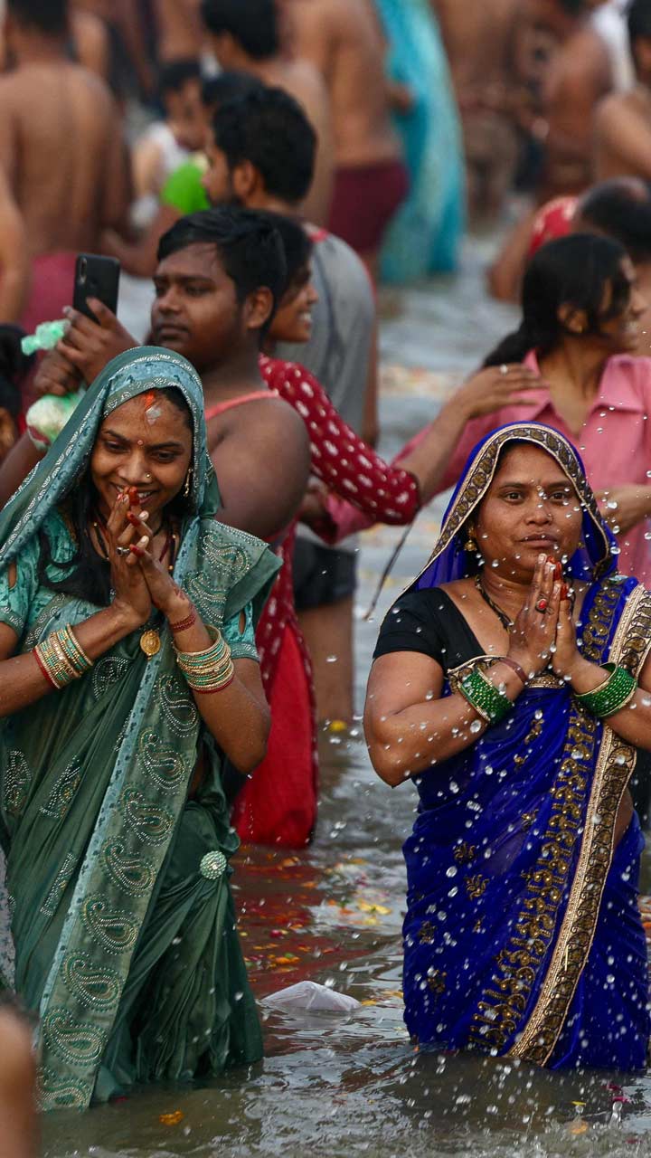Maha Kumbh ends: 64.77 crore people visited Prayagraj 