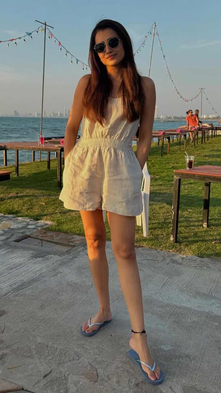 Graceful Trisha slays in every frame: Check out her breathtaking photos